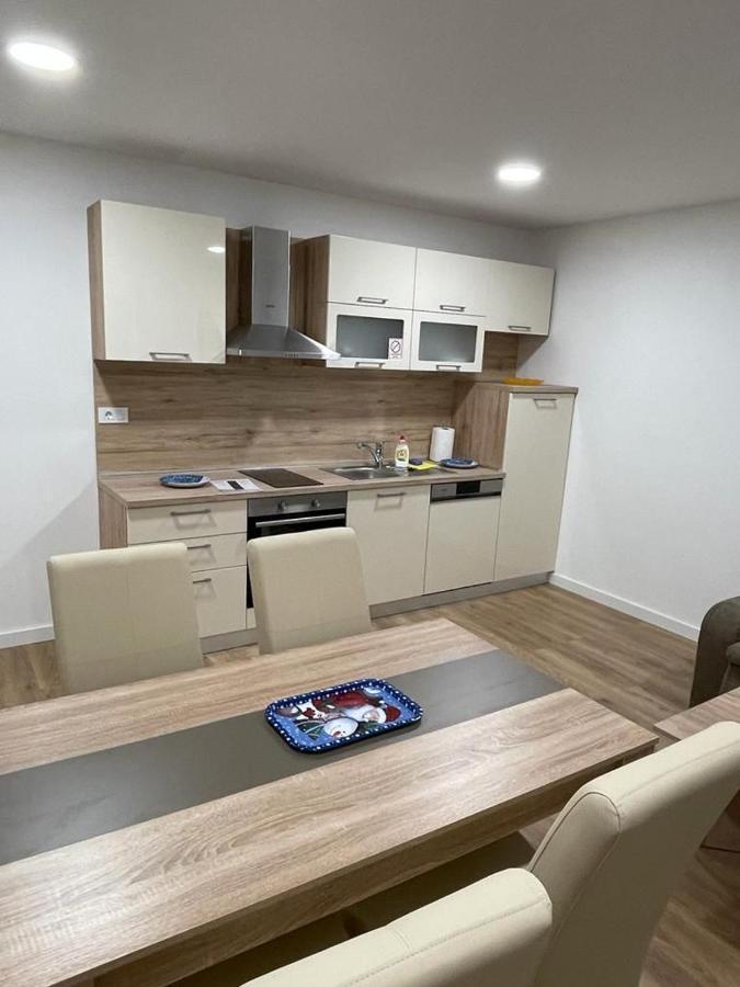 Apartmani Daisy Velika Gorica Exterior foto